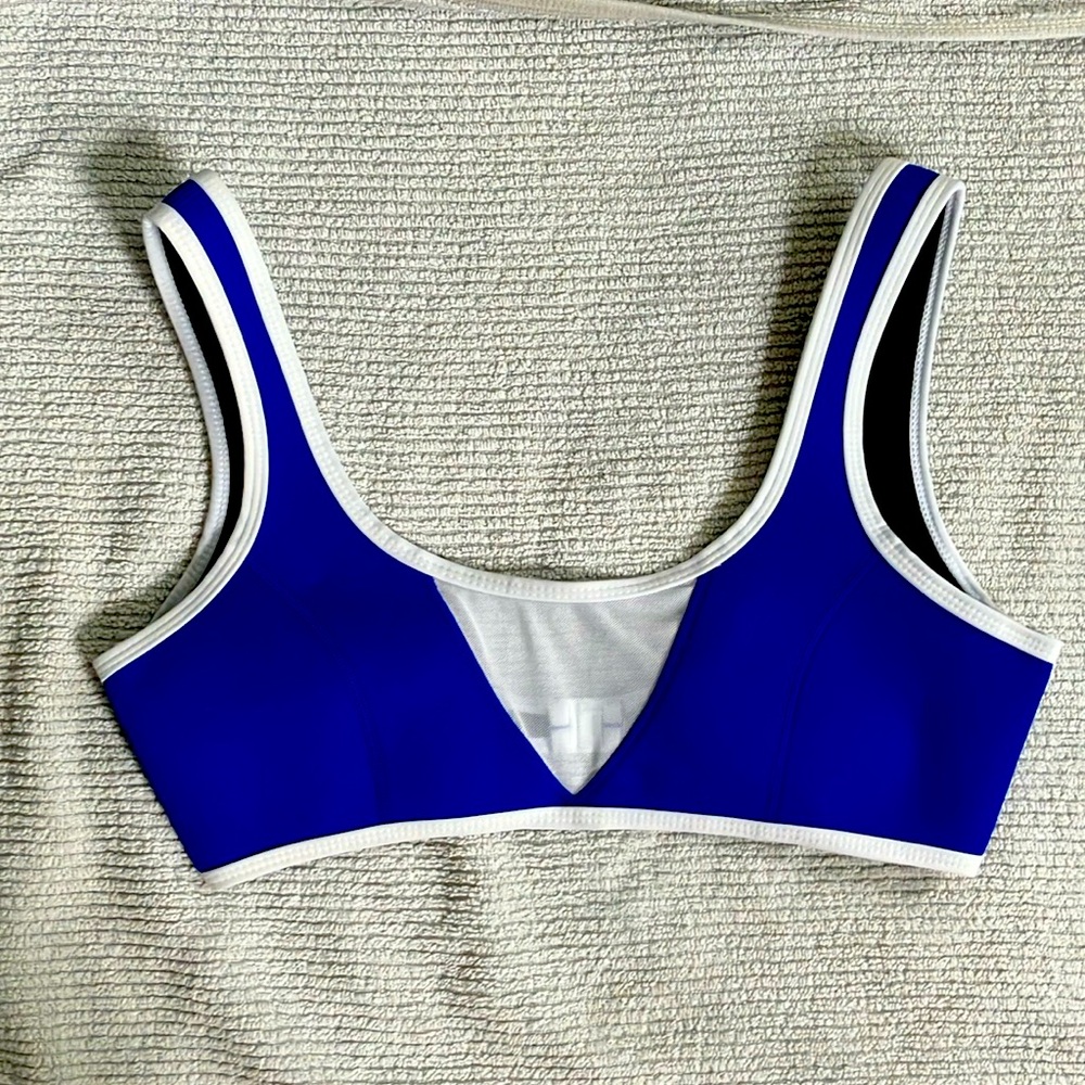 Hoaka Bikini Top
